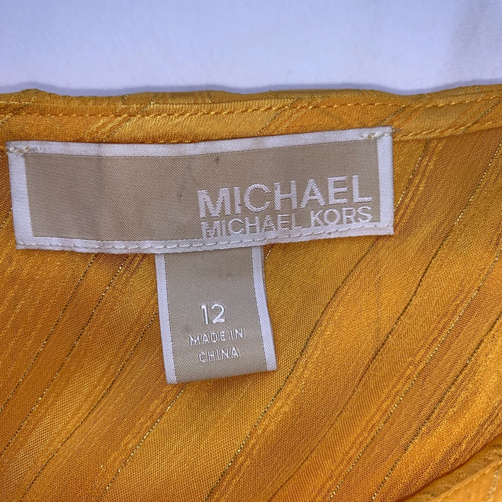 💕Michael Kors Yellow One Shoulder Ruffle blouse - Picture 4 of 6